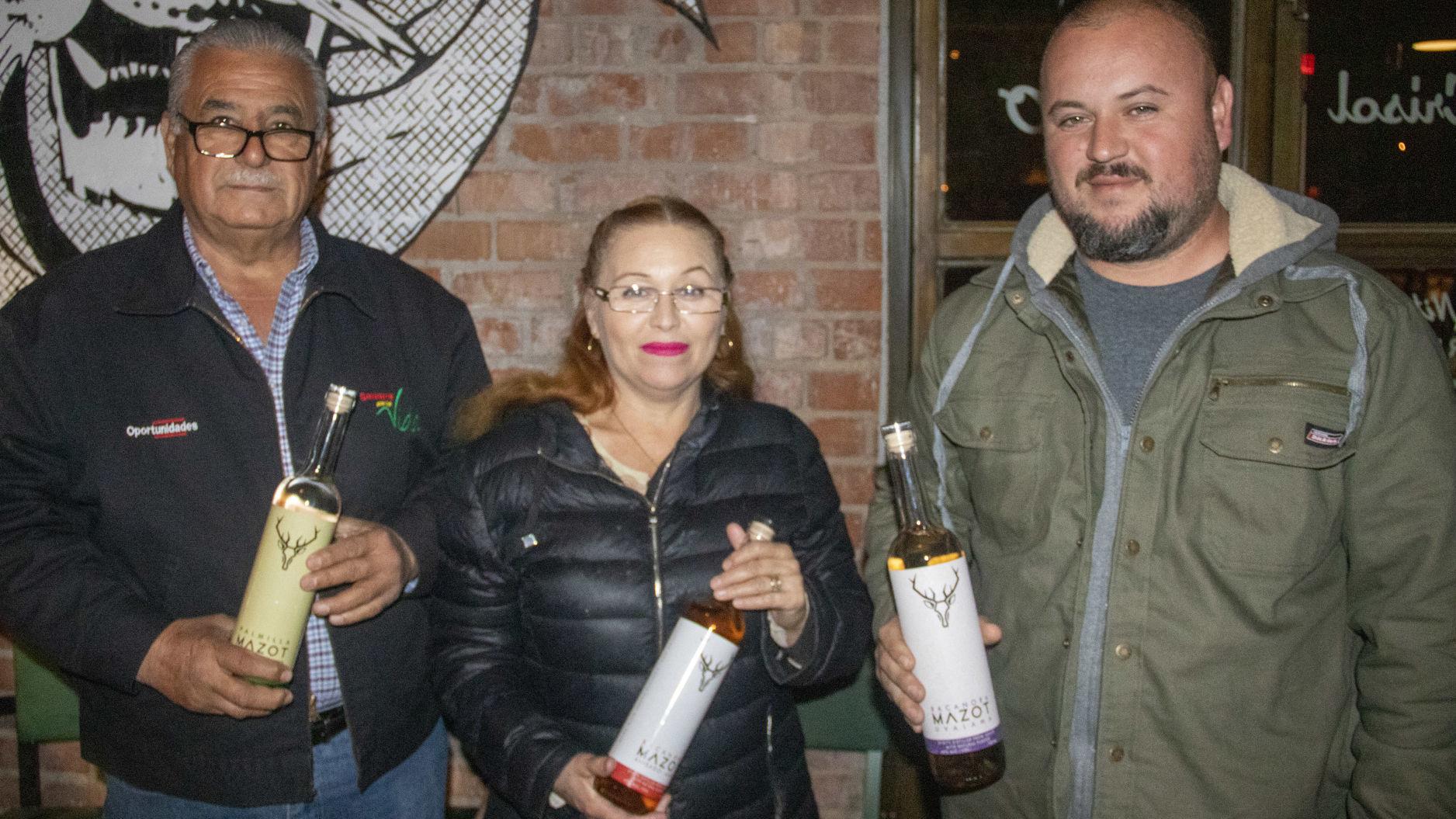 Mezcal y bacanora en el paladar de Tucsón